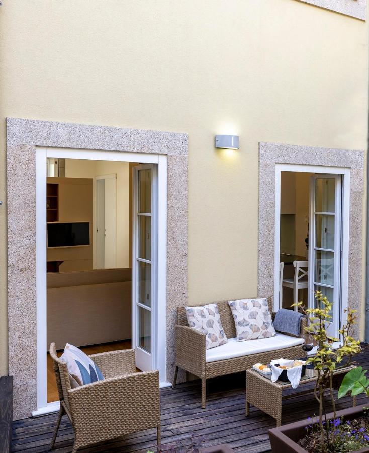 Bright Studio With Terrace * Porto